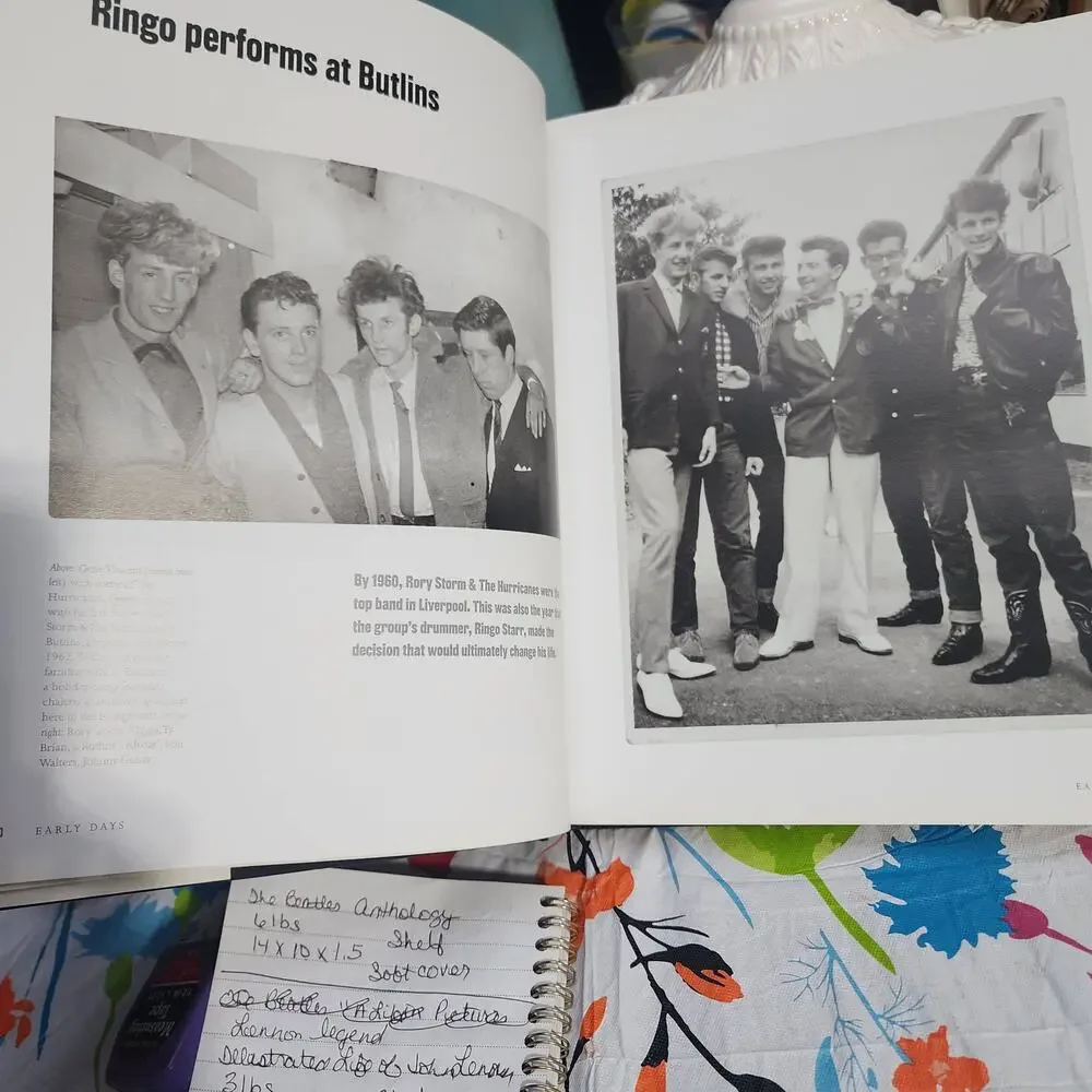 The Beatles Unseen. Behind the Scenes with the Beatles Mark Haywa